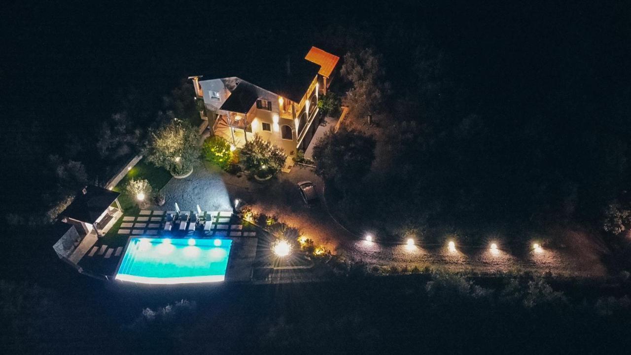 Villa Caesar Ágios Ioánnis 外观 照片